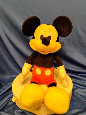 Disney Junior Mickey Mouse Large Plush Minnie Mouse